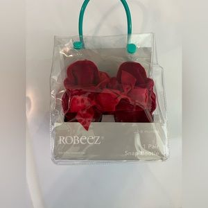 Holiday Robeez 3-6 months snap booties